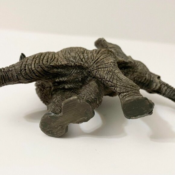 Vintage Elephant Resin Figurine 4.5 Inch Long Figure - Picture 15 of 16